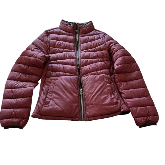 Maroon/Black Reversible Jacket with Quilted Design Fabric - Picture 1 of 4